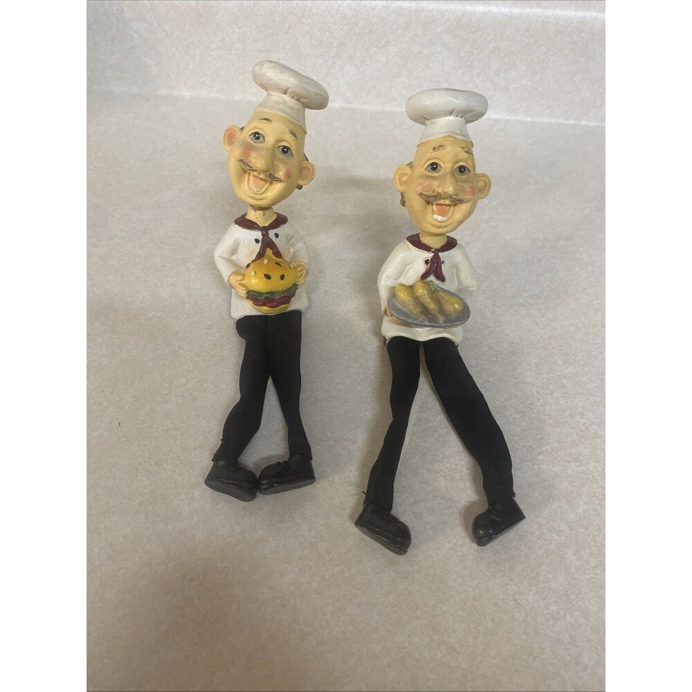 Set of 2 Home Kitchen Decor Chef Figurines with Dangling Legs